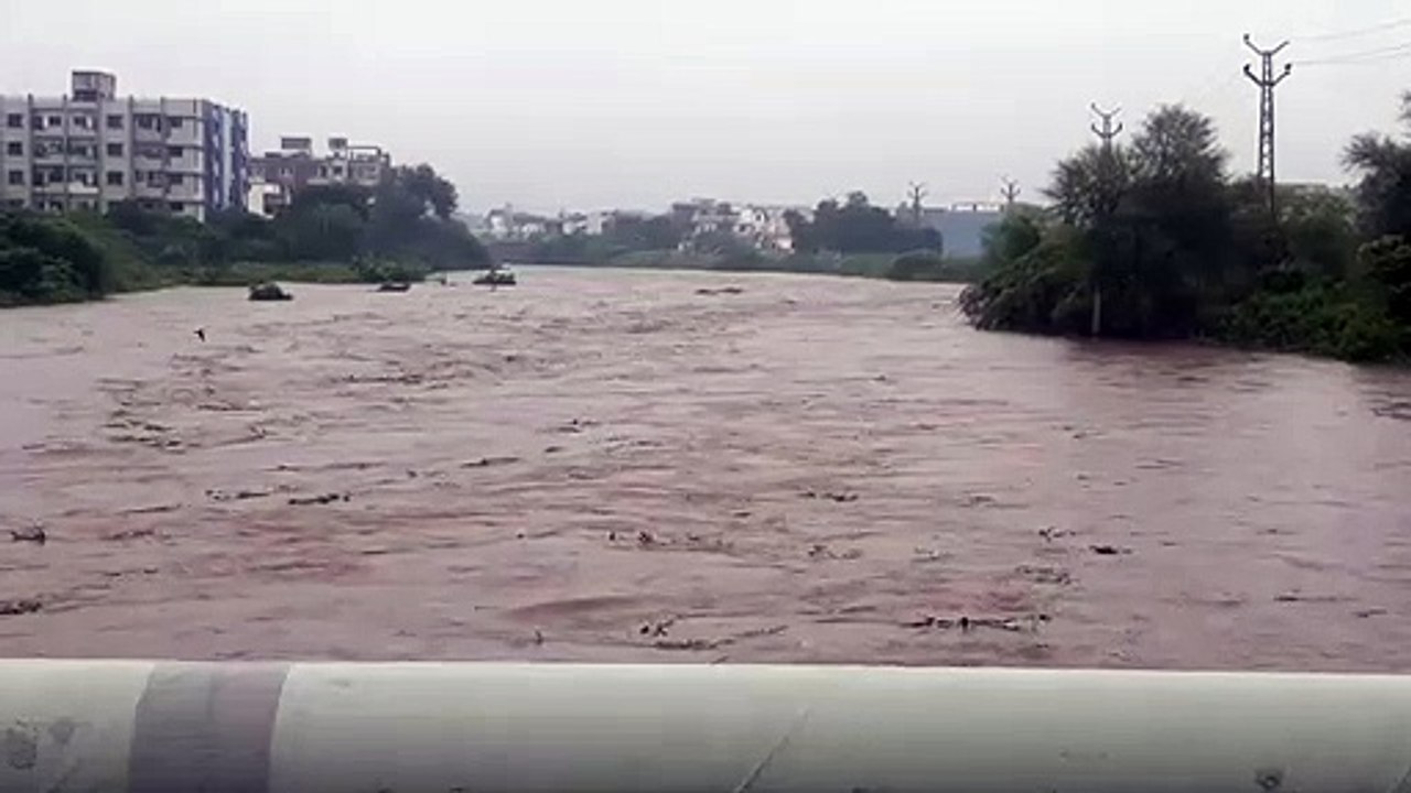 बांसवाड़ा में मूसलाधार बारिश
