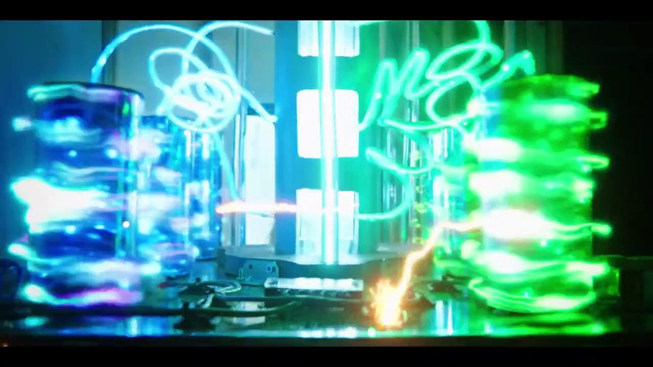 Sangrientos dieciséis Tráiler VOSE