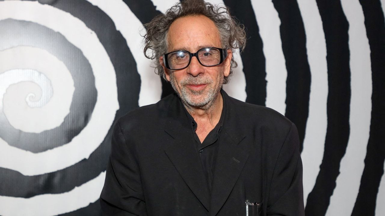 Tim Burton pousse un coup de gueule contre Warner #timburton #batman #nicolascage #michaelkeaton