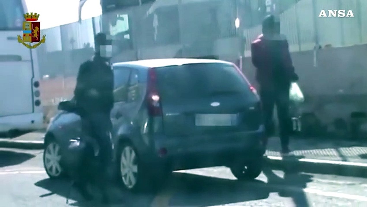 Organizzazione viaggi migranti, ordinanza per 25 stranieri