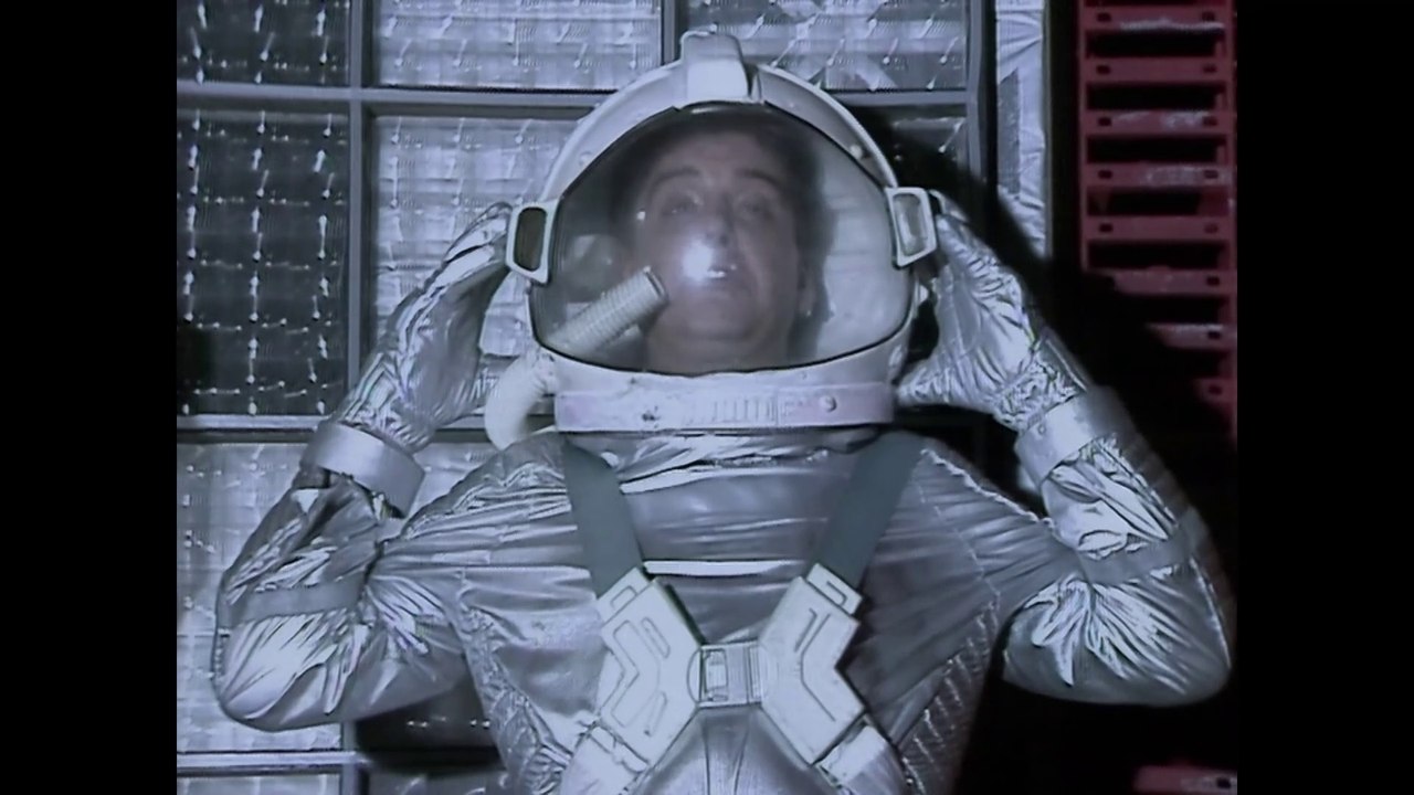 Red Dwarf - Confidence and Paranoia (Extended)