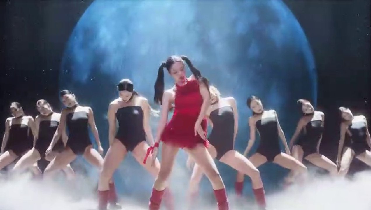 jennie-you-me-dance-performance-videos