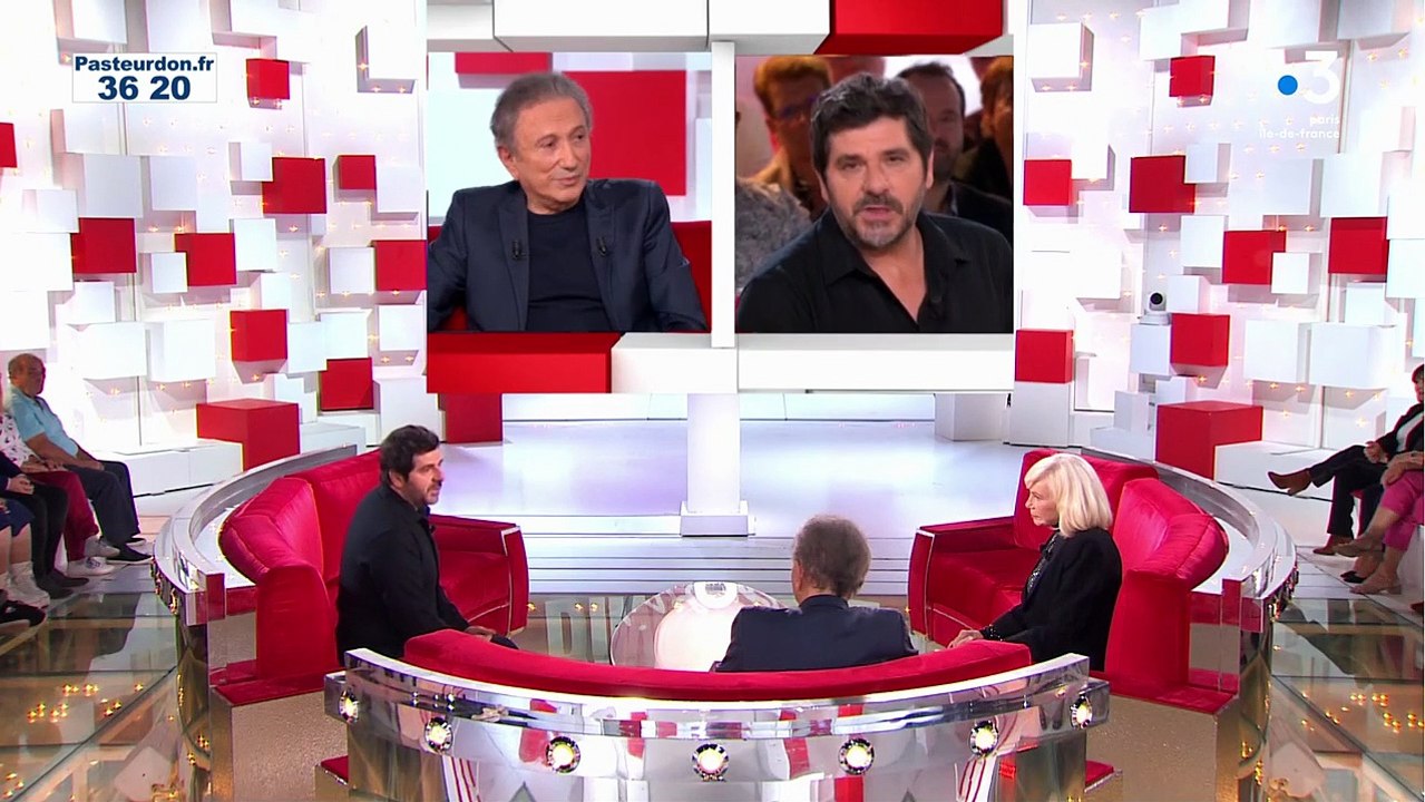 Patrick Fiori dans l'émission "Vivement Dimanche"