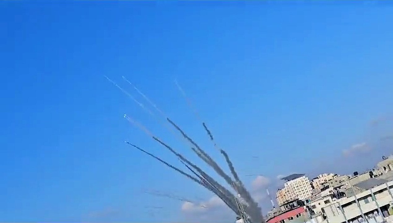 Hamas Aşkelon'a saldırıyor