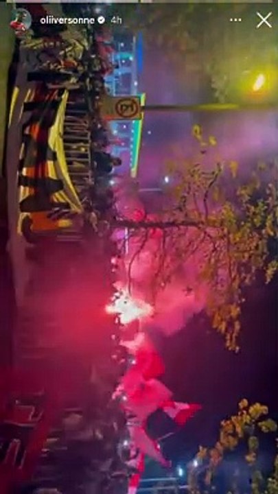 Así quedó Oliver Sonne tras ver el banderazo de los hinchas peruanos