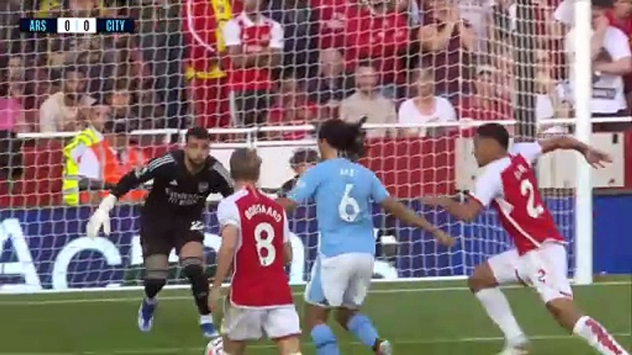 Arsenal 1-0 Man City - Martinelli Goal