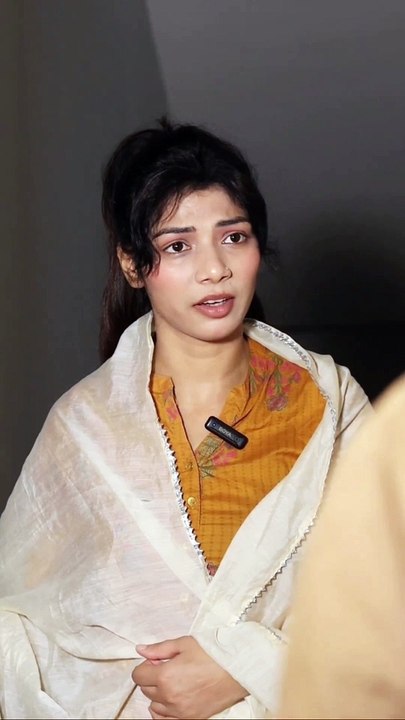 Bibi bahut Garib thi