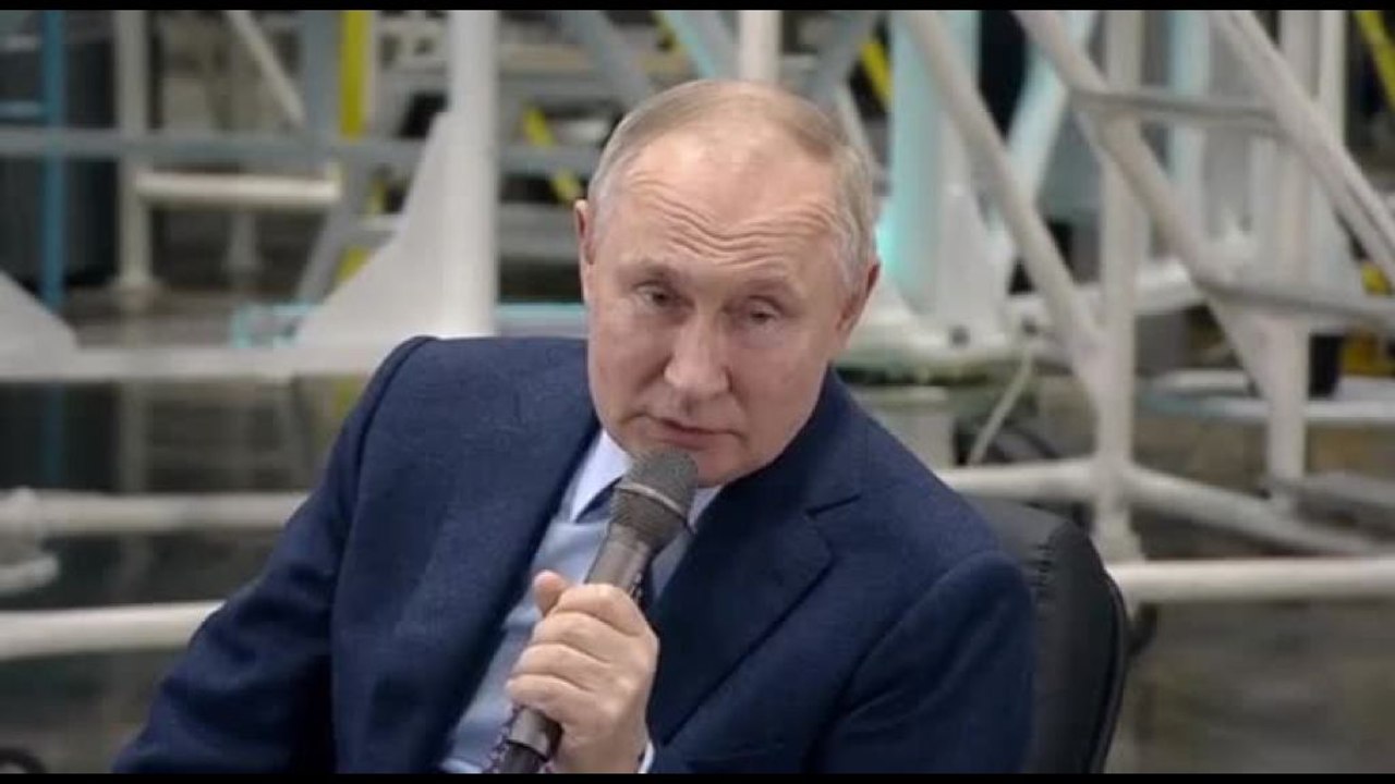 Putin: primo segmento della stazione spaziale russa in orbita nel 2027