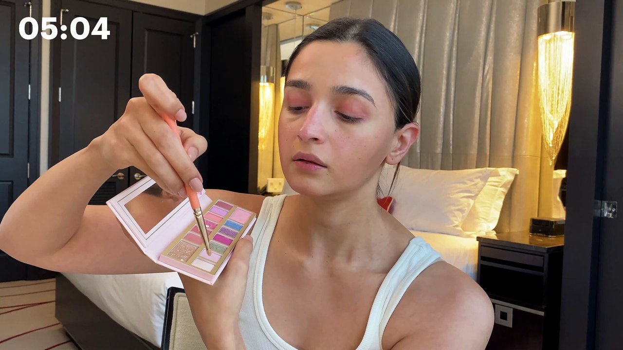 Alia Bhatt's 10-Minute "Sunburned" Makeup