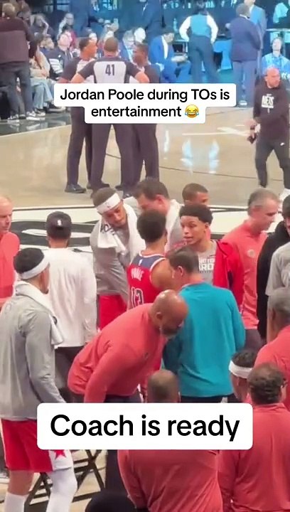 Jordan Poole n'écoute rien aux temps-morts