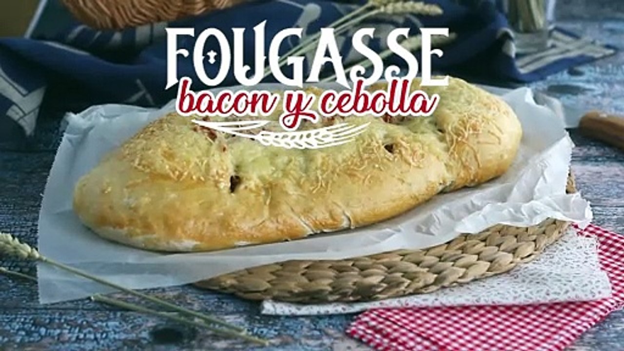 Fougasse con bacon y cebolla