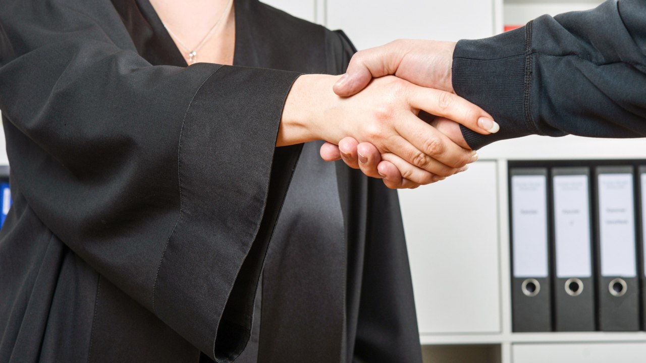 Interjeter appel d'un jugement : conditions, procédure et délai