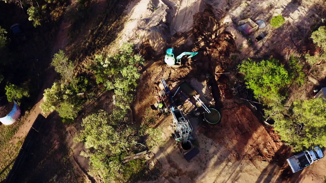 Gem Hunters Down Under S02 E01 New Opportunities