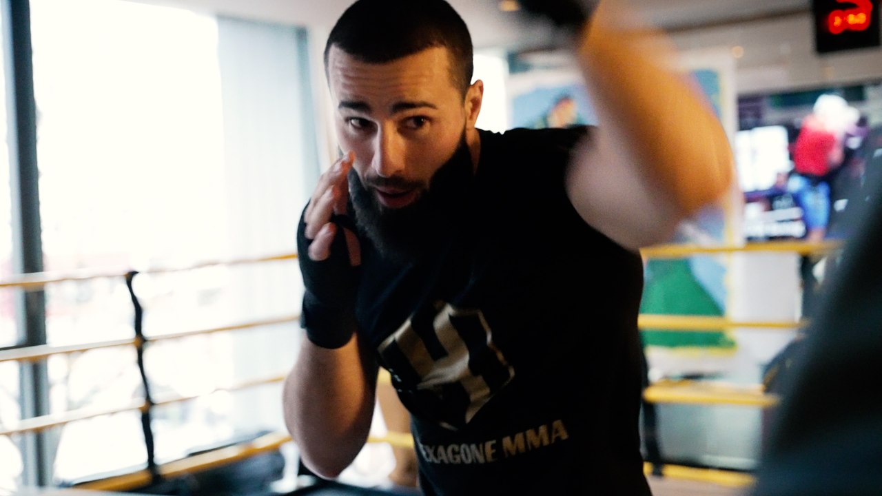 « On passe pour des clowns » : le youtubeur IbraTV va combattre en pro chez Hexagone MMA