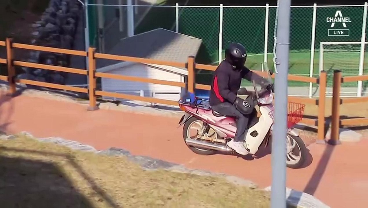 오토바이 넘어지면 자동 신고…골든타임 잡는다