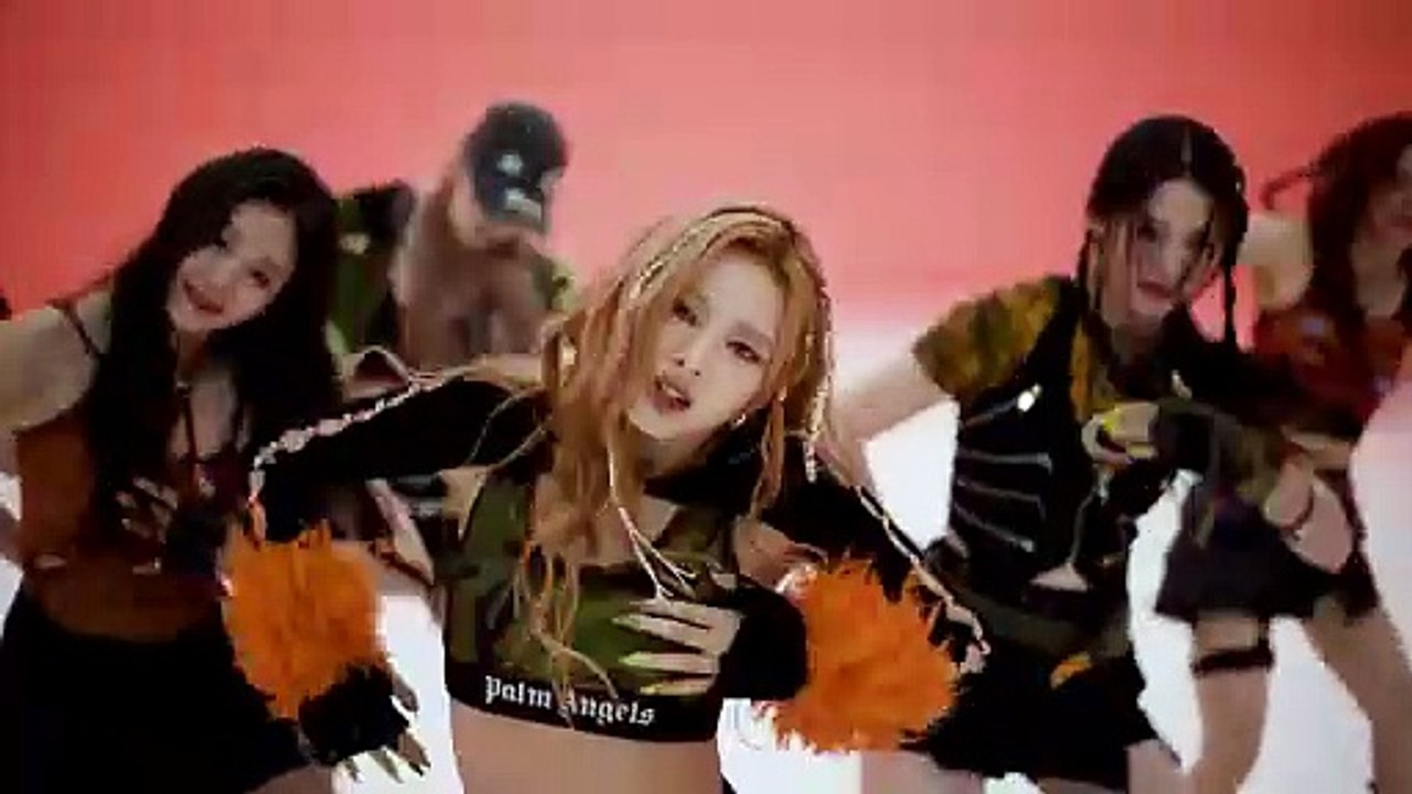 BABYMONSTER - 'BATTER UP' DANCE PERFORMANCE (DEBUT SPECIAL)