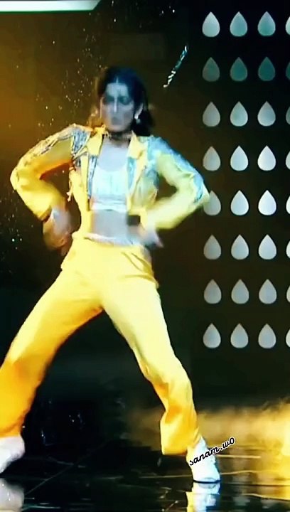 Trending Bollywood Song Lyrics for Your TikTok Videos 🎶