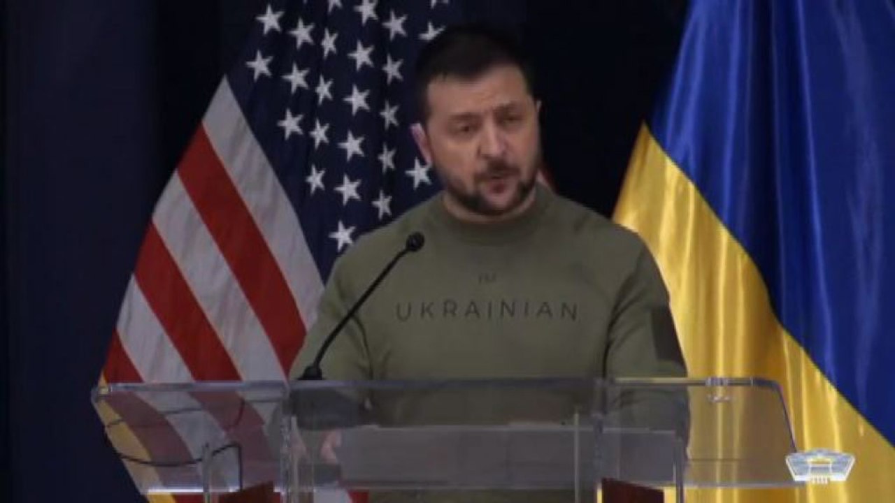 Zelensky: ritardo aiuti Usa? Il sogno che si fa realtà per Putin