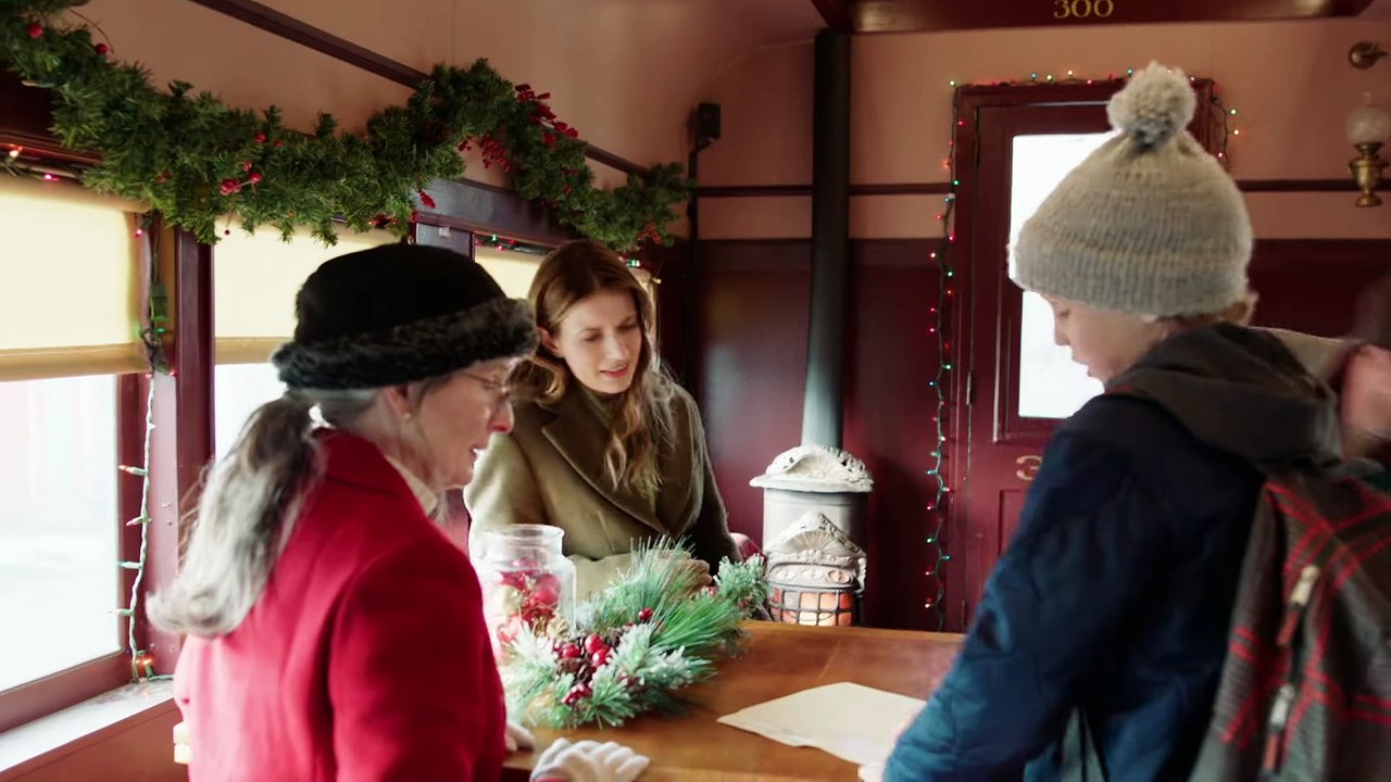 🎄 Meet Me at the Christmas Train Parade - Official Movie Trailer