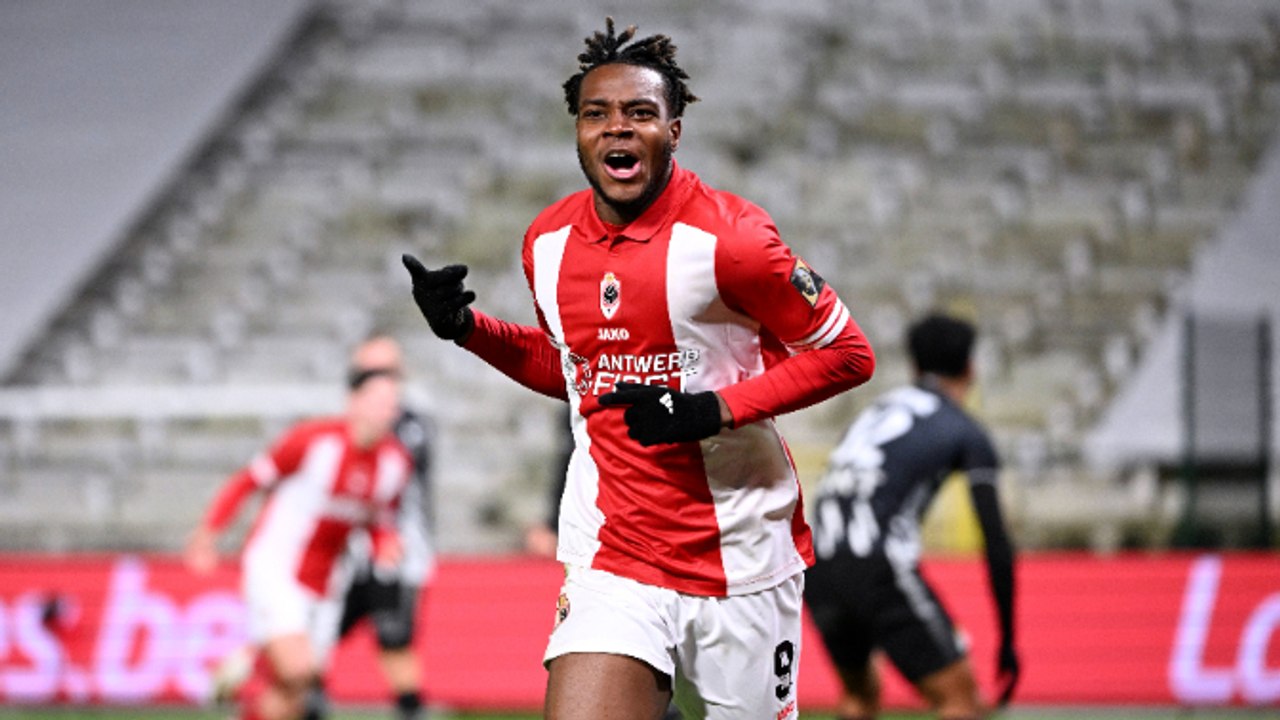 Gol de Ilenikhena: Royal Antwerp 3-2 FC Barcelona