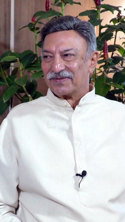 Suresh Oberoi Commends 'Animal' Director Sandeep Reddy Vanga's Zeal