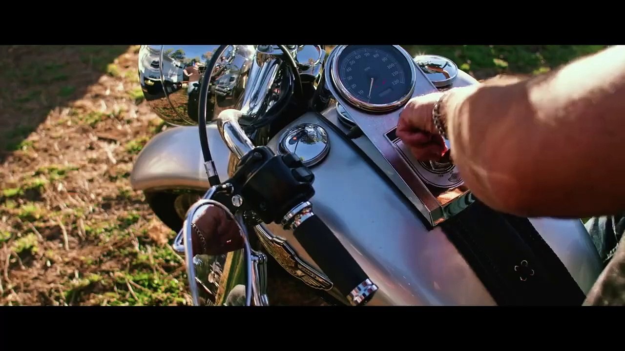 Hellhounds Bande-annonce VO