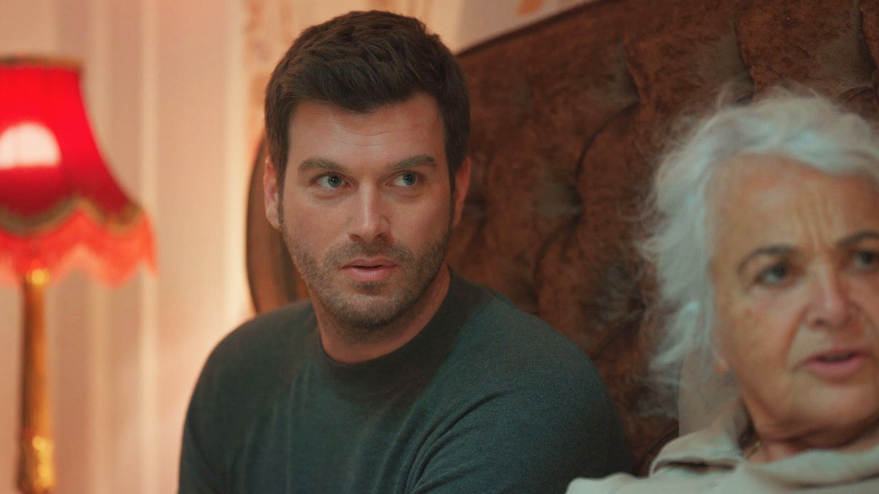 Aile 25. Bölüm 2. Yeni Sahne