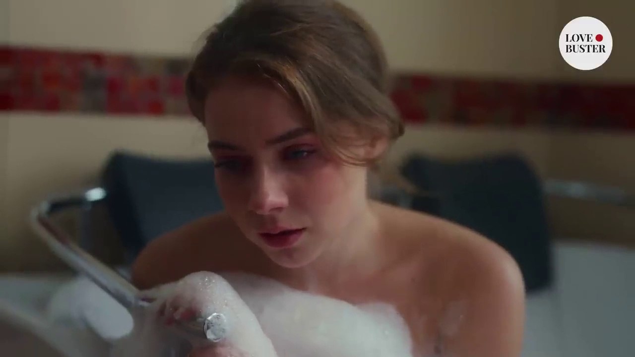 Сriminal Jumps Into My Bathtub - LoveBuster Web Series