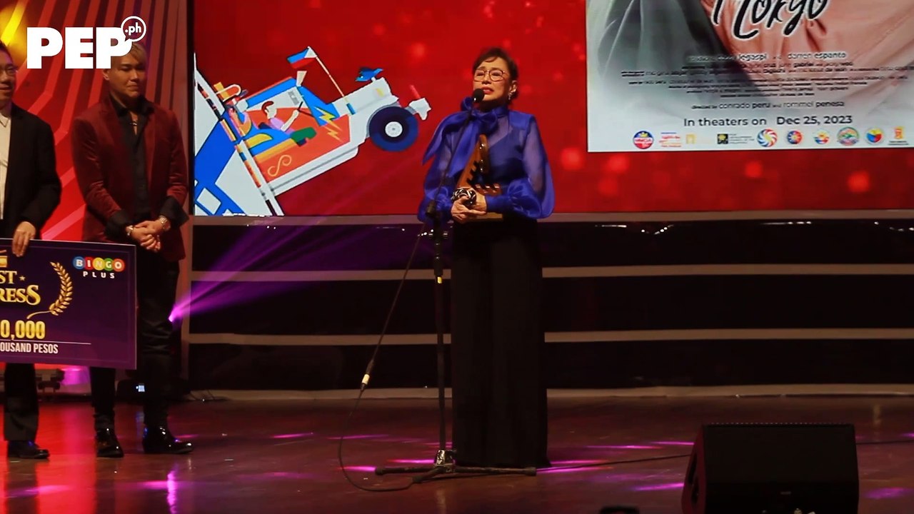 Vilma Santos thanks her ka-love team for MMFF 2023 best actress award | PEP