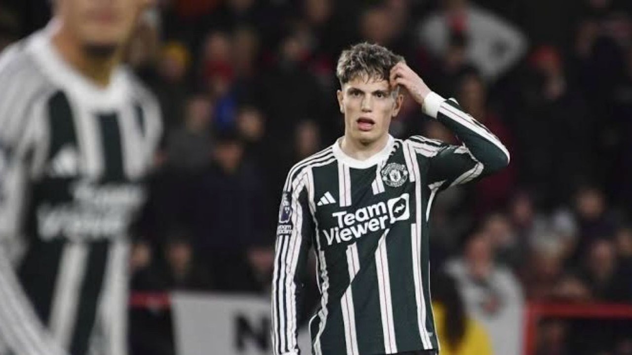 Ten Hag yet to speak to INEOS