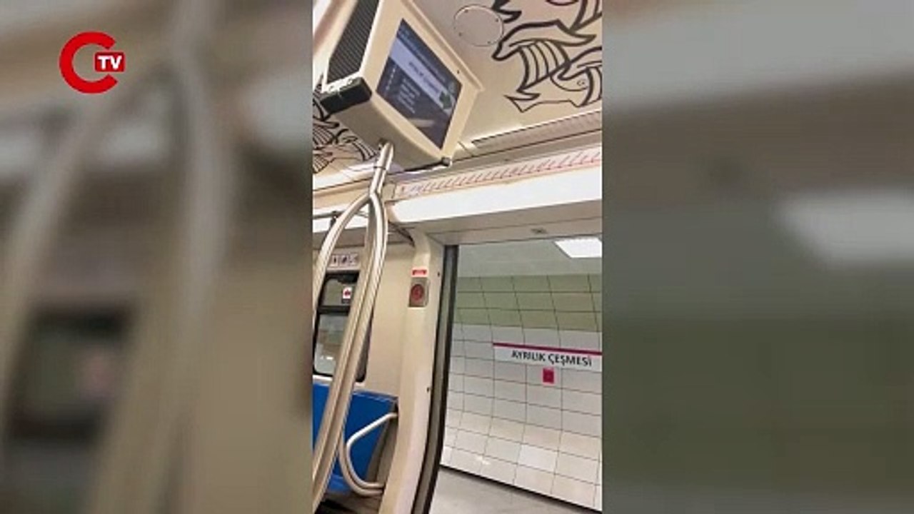 İstanbul metrolarında sabaha kadar marşlar çalındı