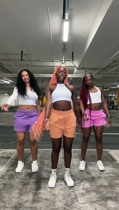 This_song_and_dance_is_laced_with_something_ Mnike_Dance_Challenge #amapiano #vues #visibility #tiktokchallenge #tutorials #tutorial #viral_ #best #dancer #2024 #challenge2024 #mnikechallenge