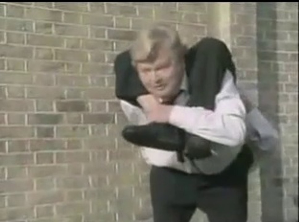 Benny Hill Show.  'Police'     Benny Hill