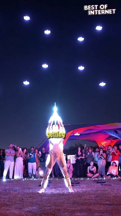 20 Drones, 1 Wand: LED Drone Dance ✨ || Best of Internet