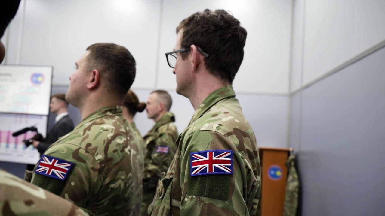 Cameron KOsovo Troops