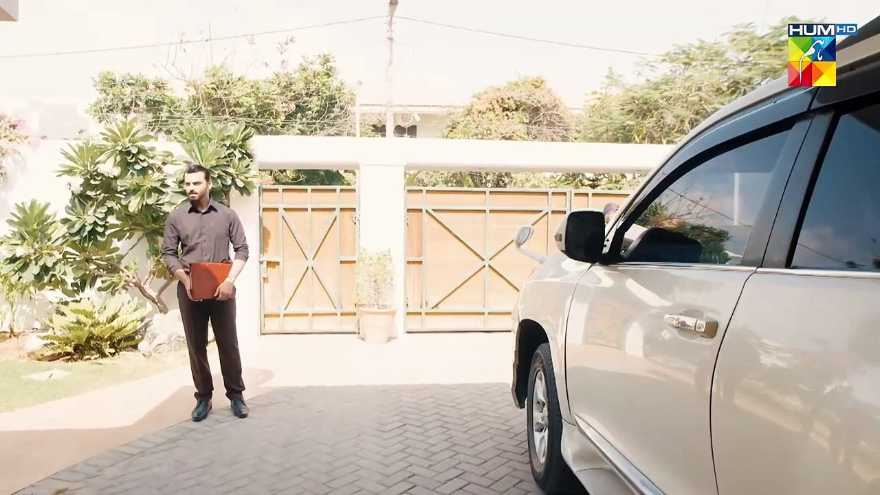 Takabbur - Episode 02 - 7th January 2024 [ Fahad Sheikh, Aiza Awan & Hiba Aziz ] - HUM TV