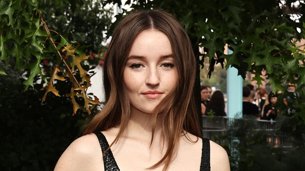 'The Last of Us' Season 2 Casts Kaitlyn Dever as Abby | THR News Video