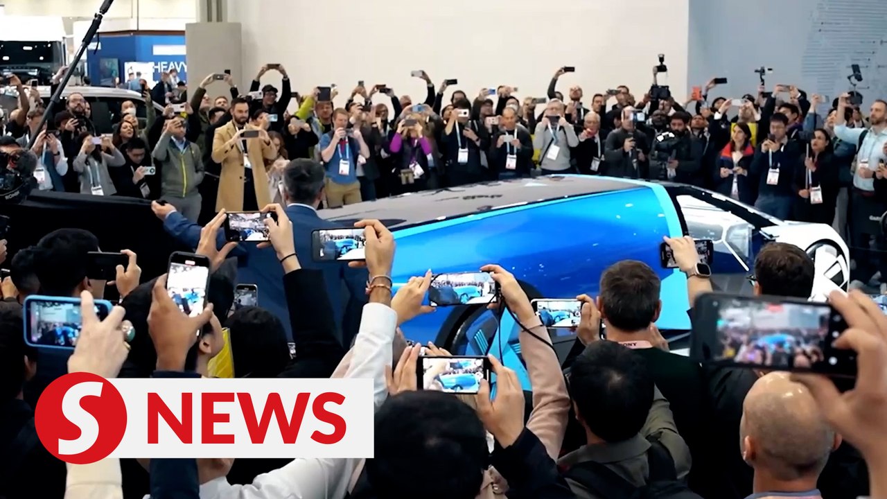 Flying car with Chinese technology grabs spotlight at CES 2024