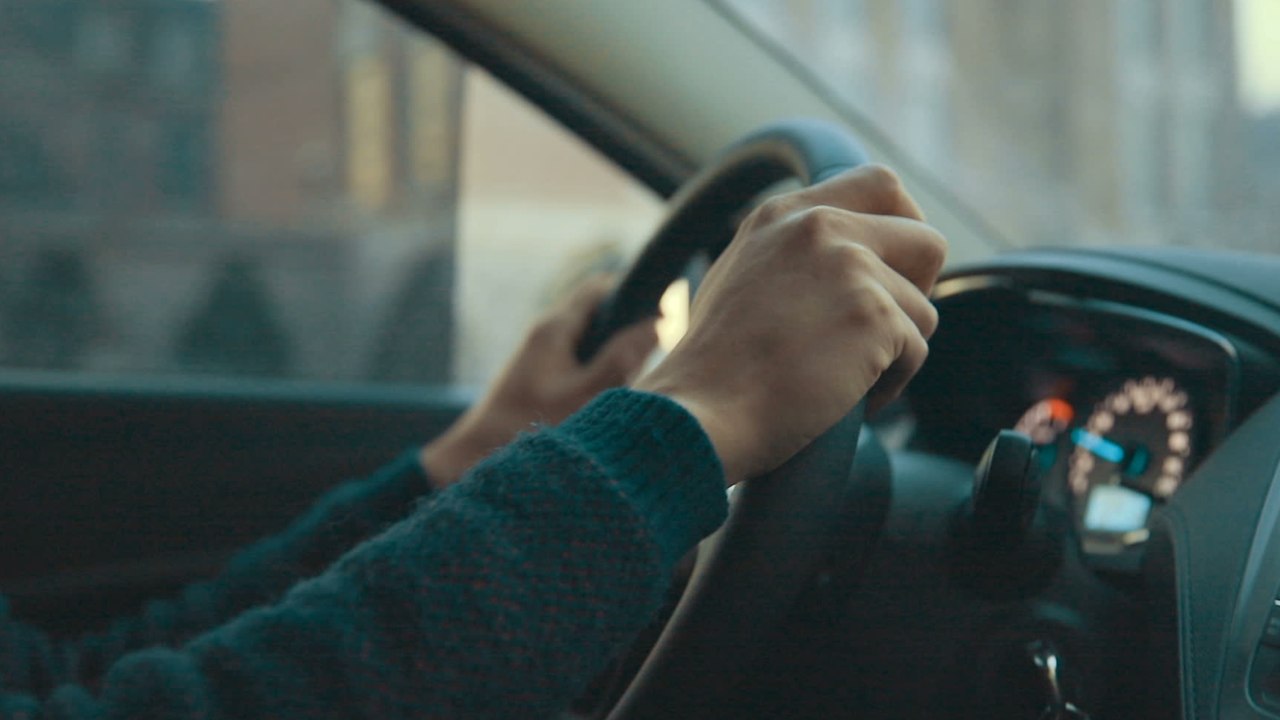 Salaire : combien gagne un inspecteur ou une inspectrice du permis de conduire ?