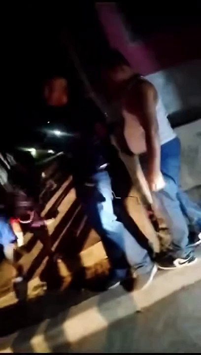 Pobladores detienen y amarran a supuesto ladrón en Danlí