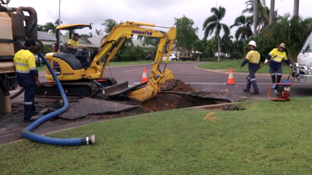 NT faces severe weather warning as heavy rainfall sets in