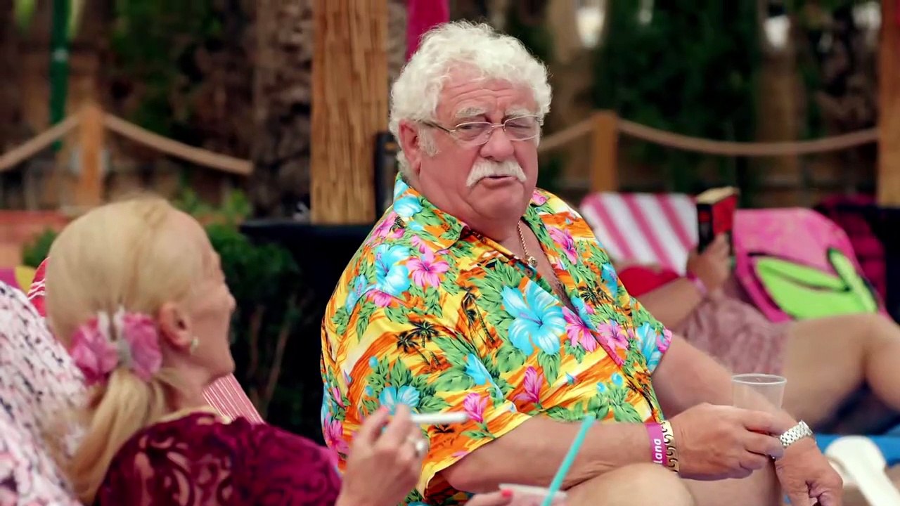 Benidorm -S09E05