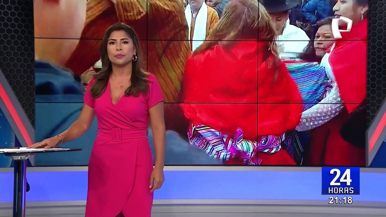 Dina Boluarte: mujer se abalanza contra presidenta y la agarra de los cabellos