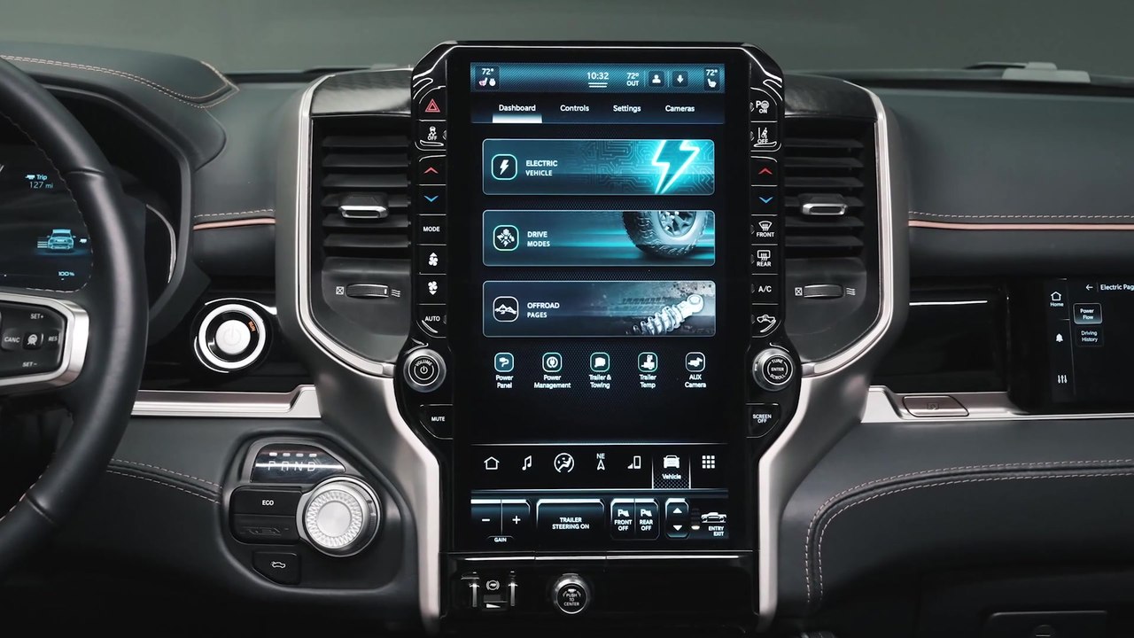 2025 Ram 1500 Tungsten Infotainment System