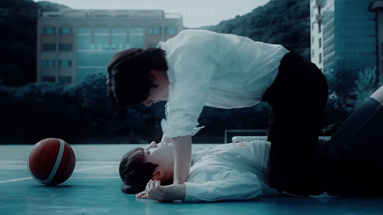 "fire on fire" | kim junho x choi minhyun [kissable lips]