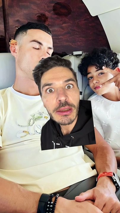 CRISTIANO MARQUE 1 BUT À LA MESSI 