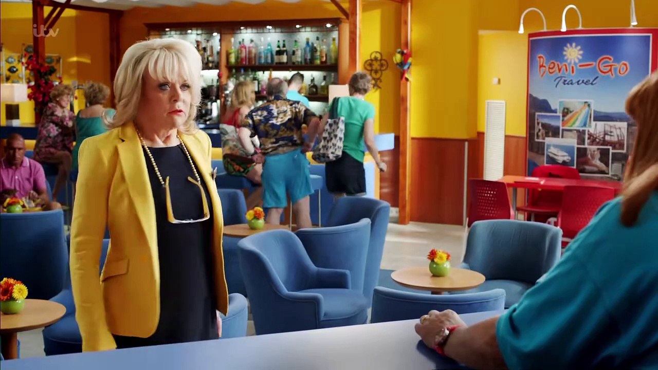 Benidorm - S10E04