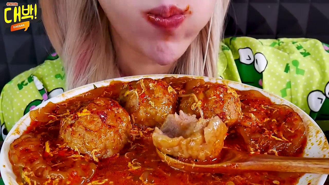 ASMR MUKBANG - SEBLAK BAKSO URAT MERCON PEDAS