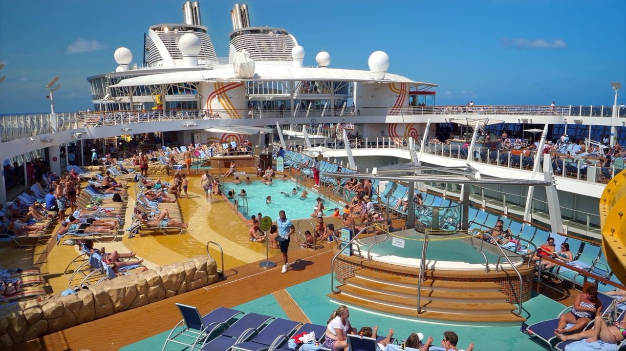 Your Much-Needed Cruise Etiquette Lesson