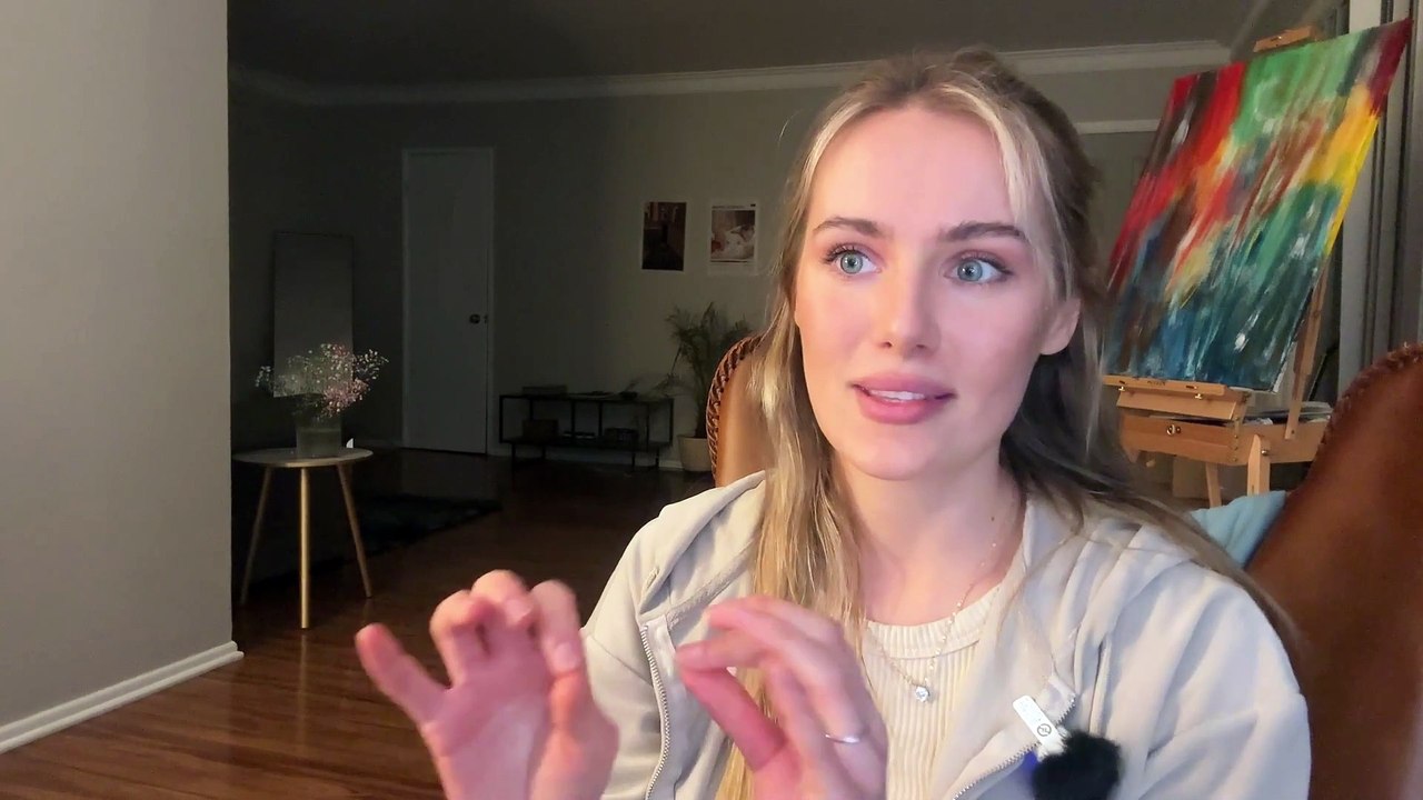 Russian Girl First Time Watching The Rifleman-Strange Town!!!